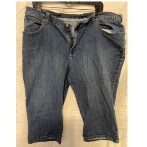 Lee Relaxed Fit Jeans Women 38x17 size 22W Blue Denim Knee High Crop Plus Size